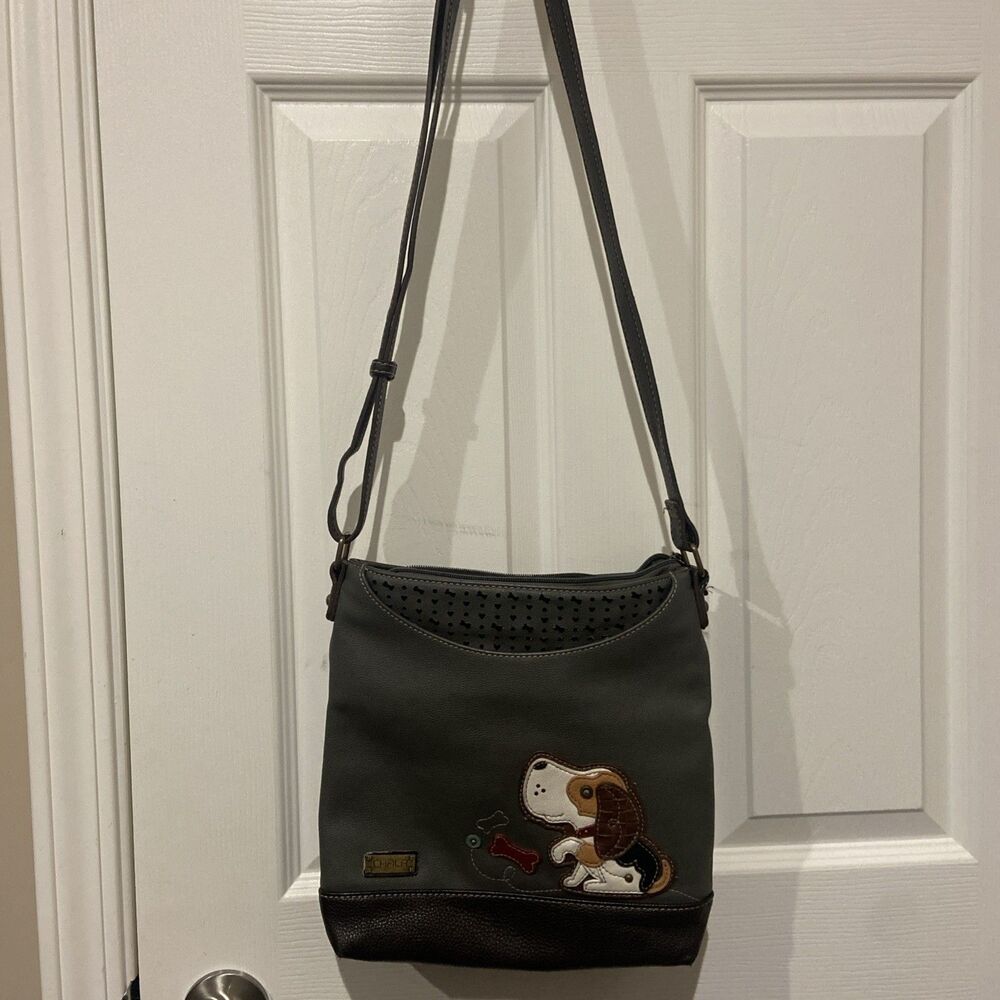 Chala Gray Sweet Messenger Handbag Purse Crossbody Beagle Dog Applique adj strap